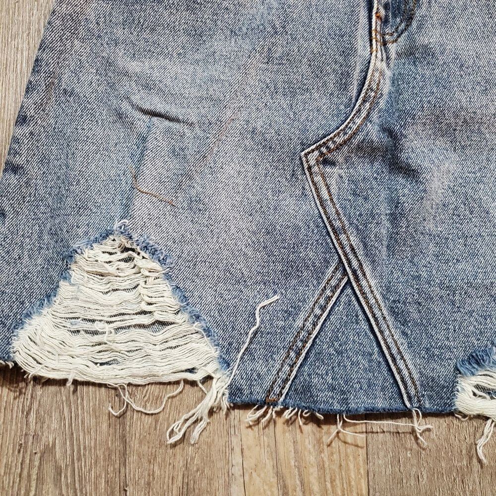 The people vs small nick distressed denim skirt with raw hem - Picture 2 of 10